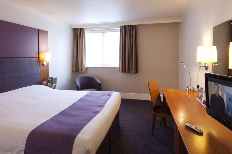 Premier Inn Frome Exteriér fotografie